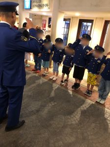 施設の見回り。(目撃者への事情聴取)